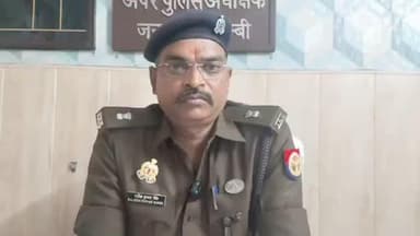 कौशांबी | थाना मंझनपुर
दिनांक 27.11.2025 को ग्राम ऊनौ में हुई महिला हत्या कांड में बड़ी कार्रवाई। पुलिस ने अभियुक्त के क...