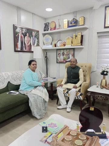 बिश्रामपुर: विश्रामपुर विधायक रांची में झारखंड सरकार के मंत्री से मिले, कई मुद्दों पर हुई चर्चा