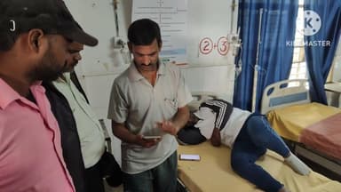 डोईया भट्ठा के समीप बाइक बाइक में हुई जोरदार टक्कर बाइक चालक हुआ गंभीर रूप से घायल