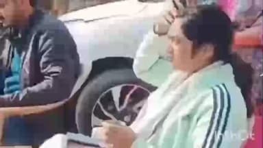 सिरौली गौसपुर: तहसील सिरौली गौसपुर क्षेत्र के ताड़ीपुर गांव में सीडीपीओ ने एस आई आर कार्य का किया निरीक्षण