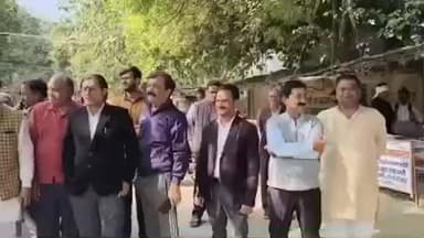 सेवढ़ा: आईएएस संतोष वर्मा की टिप्पणी के विरोध में ब्राह्मण संघ ने राज्यपाल के नाम तहसीलदार को सौंपा ज्ञापन