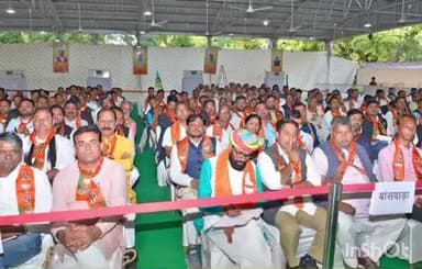 बांसवाड़ा: बांसवाड़ा जिले से भाजपा पदाधिकारियों और मंडल अध्यक्षों ने जयपुर में मुख्यमंत्री से भेंट वार्ता की, बैठक में लिया भाग