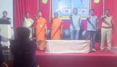 తెనాలి: సైబర్ మోసాలకు గురి కాకుండా ప్రతి విద్యార్థి అప్రమత్తంగా ఉండాలని సూచించిన గుంటూరు జిల్లా ఐటీ కోర్ సీఐ నిస్సార్ బాషా