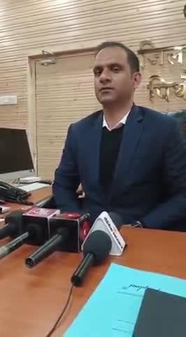 धारचूला: डीएम आशीष भट्टगांई ने कहा- पांगला में भालू के आतंक को लेकर तत्काल कार्रवाई की जाएगी