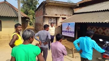 বান্দোয়ান: গোলকাটা সংসদে SIR সংক্রান্ত আলোচনা শিবিরে উপস্থিত রাজ্য তৃণমূলের এসটি সেলের সাধারণ সম্পাদক