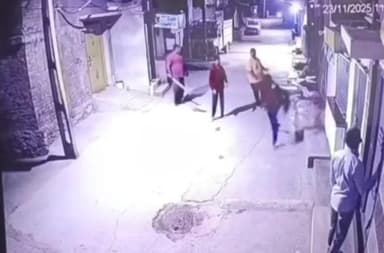 જસદણ: જેતપુર માં મારા મારી નો વીડિયો સામે આવ્યો હતો જેતપુર સીટી પોલીસ સ્ટેશનમાં ફરીયાદ નોંધાય