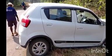 दापोली: नारगोली बस स्टॉप जवळ कारचा अपघात.