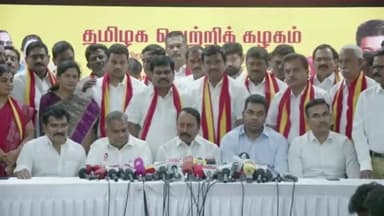 சோழிங்கநல்லூர்: தவெகவில் இணைந்தது ஏன் - தவெக தலைமை அலுவலகத்தில் செங்கோட்டையன் பரபரப்பு பேட்டி