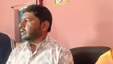 इटखोरी: एघारा पंचायत में "आपकी योजना आपकी सरकार आपके द्वार" कार्यक्रम के तहत शिविर का आयोजन।