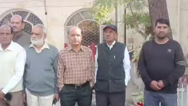 मुरादाबाद: कलेक्ट्रेट पर समस्त संगठन की पदाधिकारियों ने डीएम मुरादाबाद को SIR को लेकर दिया ज्ञापन