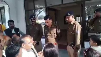 छिंदवाड़ा नगर: विवादित बयान पर छिंदवाड़ा ब्राह्मण समाज का प्रदर्शन, IAS संतोष वर्मा के खिलाफ हल्लाबोल