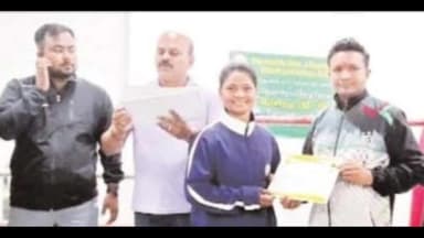 कसडोल: इंटर-कॉलेज राज्य स्तरीय बॉक्सिंग चैंपियनशिप में कसडोल महाविद्यालय की छात्रा बिंदु पैकरा ने हासिल किया प्रथम स्थान