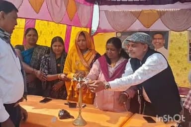 नवा बाज़ार: सेवा के अधिकार सप्ताह कार्यक्रम के तहत कंडा पंचायत सचिवालय में शिविर लगा