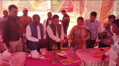 पालोजोरी: सरकार आपके द्वार कार्यक्रम आयोजित, ग्रामीणों की जुटी भीड़ ।