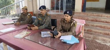 चानन: चानन थाना में राज्य मुख्यालय द्वारा आयोजित ऑनलाइन प्रशिक्षण में शामिल हुए पुलिस पदाधिकारी