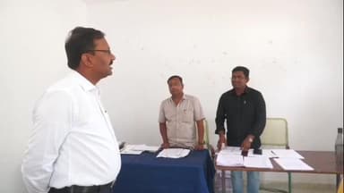 బోధన్: బోధన్ డివిజన్ పరిధిలో నామినేషన్ల స్వీకరణ కేంద్రాలను సందర్శించిన కలెక్టర్ వినయ్ కృష్ణారెడ్డి
