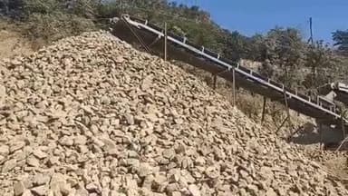 नमहोल: दी टीपर ऑपरेटर्स यूनियन ने गाबर कंपनी का काम रोका, लोकल गाड़ियों को काम न देने पर बढ़ा विवाद