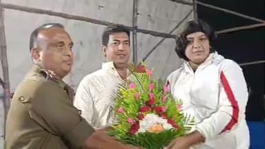 রানিনগর ১: ইসলামপুর থানায় ব্যাডমিন্টন খেলার আয়োজনে উপস্থিত বিধায়ক