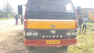 ವಿರಾಜಪೇಟೆ: ಪಟ್ಟಣದಲ್ಲಿ ವಾಹನದಲ್ಲಿ ತಂಗಿದ್ದ ತಮಿಳುನಾಡಿನ ವ್ಯಕ್ತಿ ಸಾವು