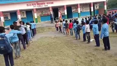 चनपटिया: राजकीय उत्क्रमित मध्य विद्यालय पतरखा में बाल विवाह के खिलाफ शपथ ग्रहण समारोह आयोजित