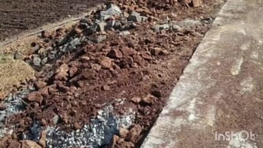 अहमदपूर: गुत्तेदाराच्या हलगर्जीपणामुळे भीषण अपघात; तांबटसांगवी रस्त्यावर प्रवाशांचा जीव धोक्यात!