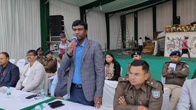 ओरमांझी: मोरहाबादी में उपायुक्त और एसएसपी ने नियुक्ति पत्र वितरण कार्यक्रम को लेकर की ब्रीफिंग