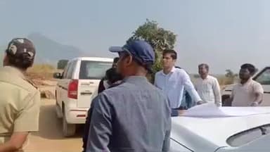 ସୋର: ଖଞ୍ଜାମାହାଲ ପଥର ଖାଦାନରେ ଉପଜିଲ୍ଲାପାଳଙ୍କ ଚଢ଼ାଉ, ପଥର ଜବତ, ଲକ୍ଷାଧିକ ଟଙ୍କାରେ ନିଲାମ ହେଲା ଜବତ ପଥର