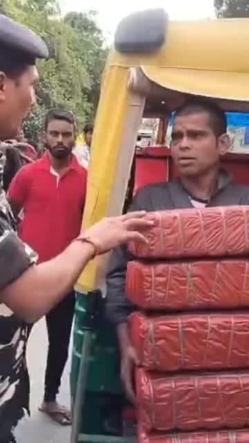 सोनबरसा: भारत-नेपाल सीमा पर एसएसबी को मिली बड़ी सफलता, सोनबरसा में 50 किलो गांजा बरामद, तस्कर गिरफ्तार