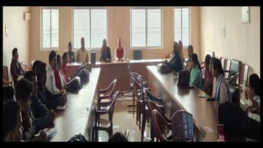 प्रखंड शिक्षा पदाधिकारी सह बीडीओ ने विज्ञान शिक्षकों से की विशेष बैठक, शिक्षा व्यवस्था पर हुई चर्चा