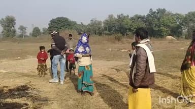 नौडीहा बाज़ार: नामुदाग ग्राम के पिपरपाती टोला में खलिहान के पुआल में आग लगने से पशु चारा जलकर राख