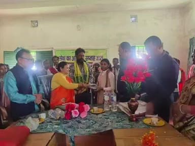 पाकुड़िया: खजूरडंगाल, तेतुलिया व बन्नोंग्राम में 'आपकी योजना–आपकी सरकार–आपके द्वार' शिविर का आयोजन