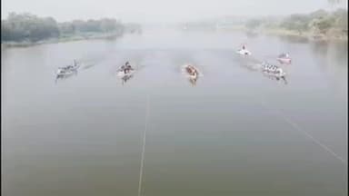 कंधार: नांदेड जिल्ह्यातील कंधार येथील बारूळच्या तळ्यामध्ये राष्ट्रीय ड्रॅगन बोट स्पर्धेचा थरार