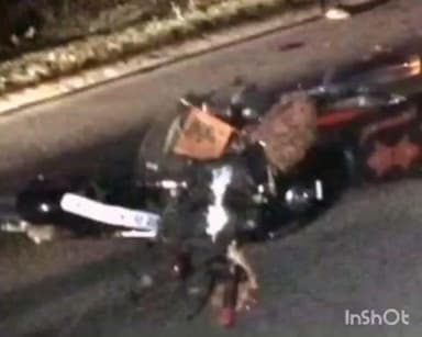 पेटलावद: ग्राम रामनगर के पास बाइक सवार युवक असंतुलित होकर दुर्घटनाग्रस्त, घायल