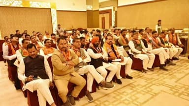 बड़नगर: विधायक जितेंद्र पण्ड्या उज्जैन में भाजपा की संभागीय बैठक में शामिल हुए