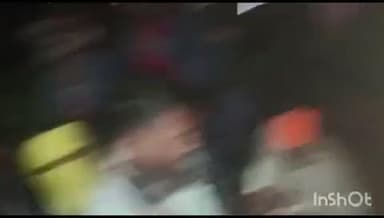 परैया: अमोखर में गैस सिलिंडर से निकली आग, घर का सारा सामान और टेंट हाउस का हज़ारों का सामान जलकर राख