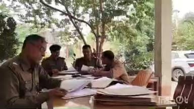 नीम चक बथानी: सर्किल इंस्पेक्टर ने लंबित मामलों की समीक्षा की