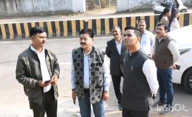 चीनोर: निगमायुक्त का औचक निरीक्षण: छप्पर वाला पुल भूमि पर शॉपिंग कॉम्प्लेक्स का प्रस्ताव तैयार करने के निर्देश
