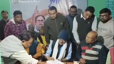 সবং: সবংয়ে এই আই আরের ওয়ার রুম পরিদর্শনে রাজ্যের মন্ত্রী মলয় ঘটক