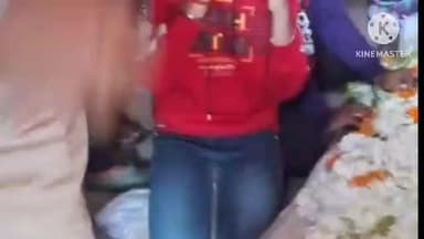 বিষ্ণুপুর: পথ দুর্ঘটনায় মৃত শিক্ষকের মৃতদেহ তার নিজের বাড়ি কুসুম কুঞ্জে আনা হলো যাকে ঘিরে কান্নায় ফেটে পড়লেন ছাত্র-ছাত্রীরা