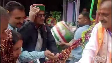 ददाहू: अंतर्राष्ट्रीय श्री रेणुका जी मेले में भगवान परशुराम को ट्रैफिक के बीच में फंसे रहे