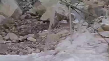 हंगरंग: किन्नौर के मलिंग समीप बहता हुआ नाला हुआ जाम, शीशे में तब्दील हुआ नाला, वीडियो आया सामने