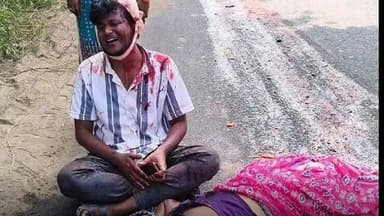 ఆమదాలవలస: కళ్ల ముందే తల్లి మృతి చెందడంతో కొడుకు హృదయం తల్లడిల్లిన ఘటన ఆమదాలవలస ఫ్లైఓవర్ బ్రిడ్జ్ సమీపంలో చోటు చేసుకుంది