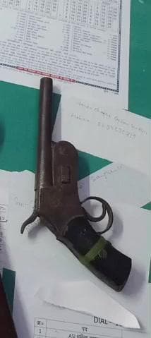 संझौली: उदयपुर गांव से पुलिस ने बरामद किया एक देसी कट्टा