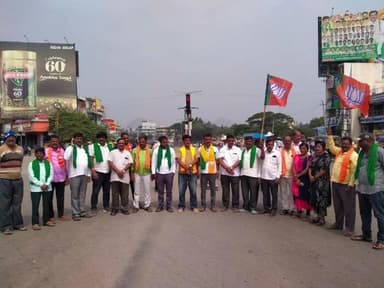 ರಾಮನಗರ: ತಾ. ಬಿಜೆಪಿ ರೈತ ಮೋರ್ಚಾ ವತಿಯಿಂದ ಐಜೂರಯ ವೃತ್ತದಲ್ಲಿ ಪ್ರತಿಭಟನೆ