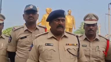 ముప్పాళ్లలో కార్డెన్ సెర్చ్ నిర్వహించిన పోలీసులు, డీఎస్పీ కీలక సూచనలు