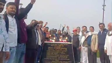 पुष्कर: महात्मा ज्योतिबा फुले सर्किल विकास समिति के तत्वावधान में आज महात्मा ज्योतिबा फुले की 135वीं पुण्यतिथि मनाई जा रही है