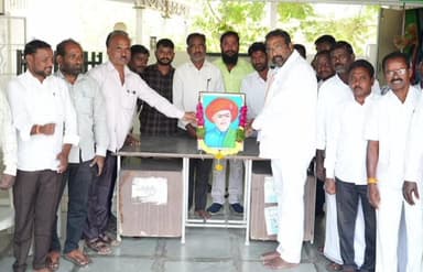 నారాయణపేట్: మక్తల్ పట్టణంలో ఘనంగా జ్యోతిరావు ఫూలే వర్ధంతి వేడుకలు