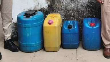 साबला: साबला पुलिस ने अवैध हथकशीद महुआ शराब के खिलाफ कार्रवाई करते हुए एक आरोपी को किया गिरफ्तार