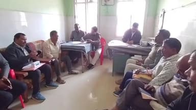 नारायणगंज: पुरुष नसबंदी के सफल क्रियान्वयन के लिए बैठक, सीएचसी नारायणगंज में 2 दिसंबर को शिविर