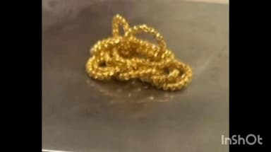 ആലുവ: നെടുമ്പാശേരി വിമാനത്താവളത്തിൽ 25 ലക്ഷം രൂപയുടെ സ്വർണം പിടികൂടി